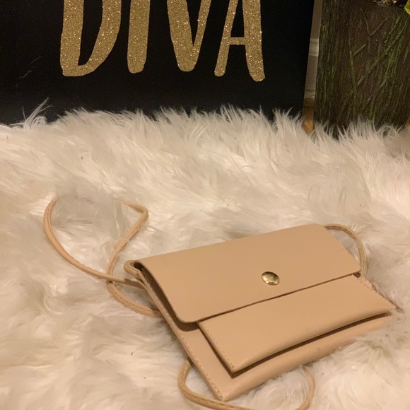 Simple but cute 💁🏽‍♀️ - Picture 4 of 5